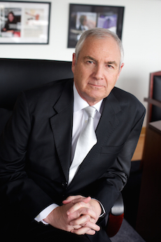 Picture of Attorney Larry A. Davis 